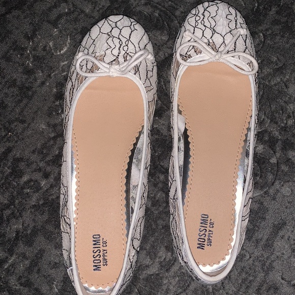 Mossimo Ballet Flat Shoes - Picture 4 of 14